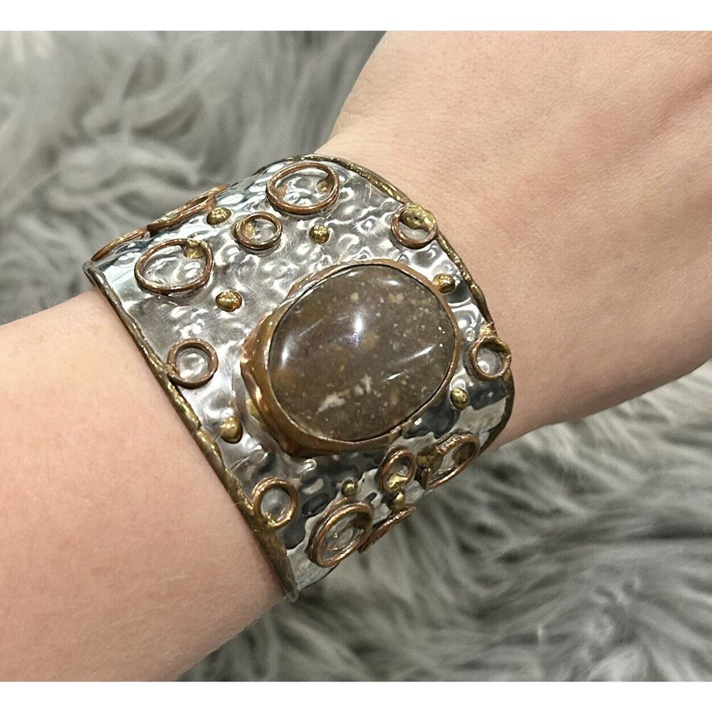 Artisan Boho Statement‎ Cuff Bracelet Featuring Brown Agate Stone